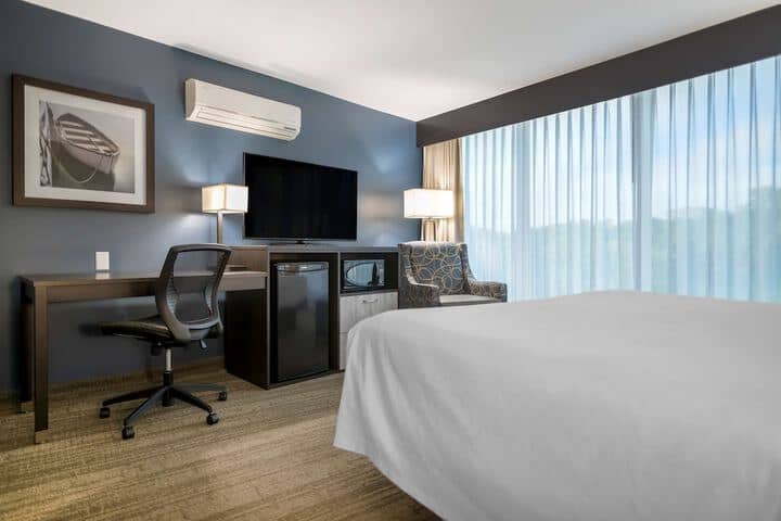Room 21 of 58