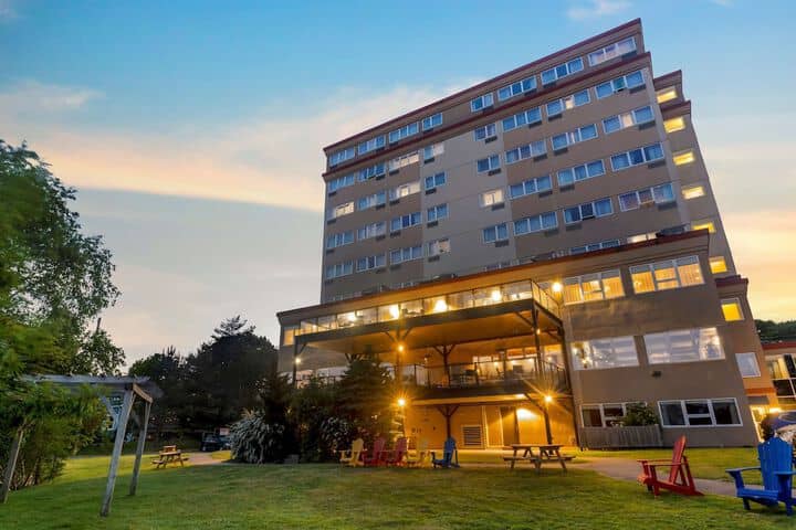 Hotel 54 of 58